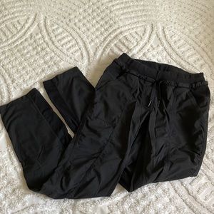 lululemon joggers